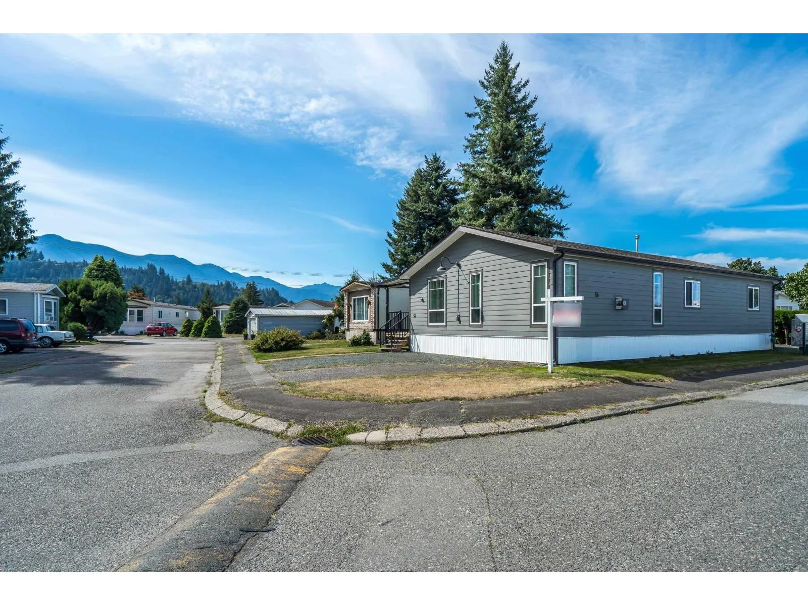 54 6338 VEDDER ROAD|Sardis South