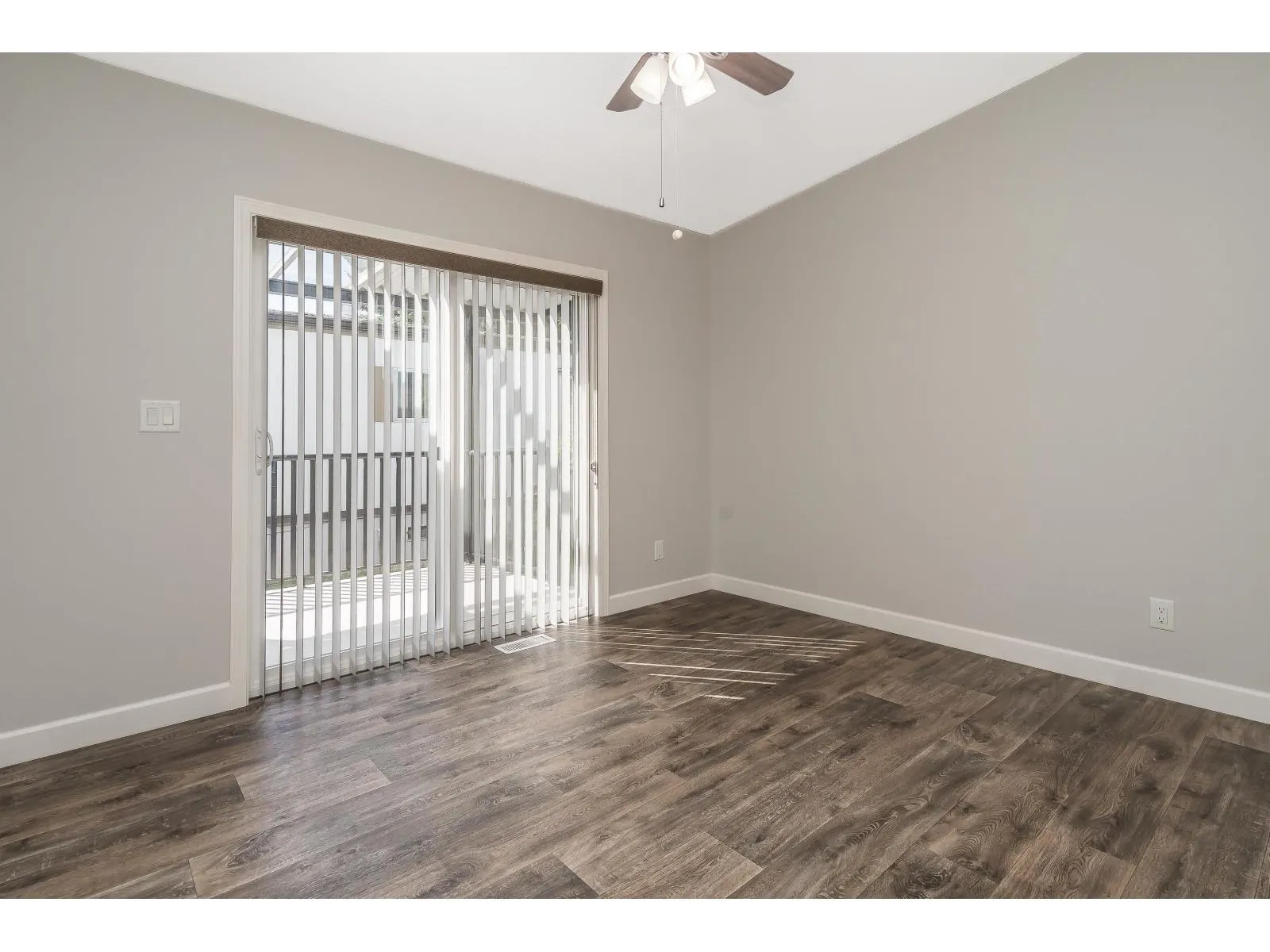 54 6338 VEDDER ROAD|Sardis South