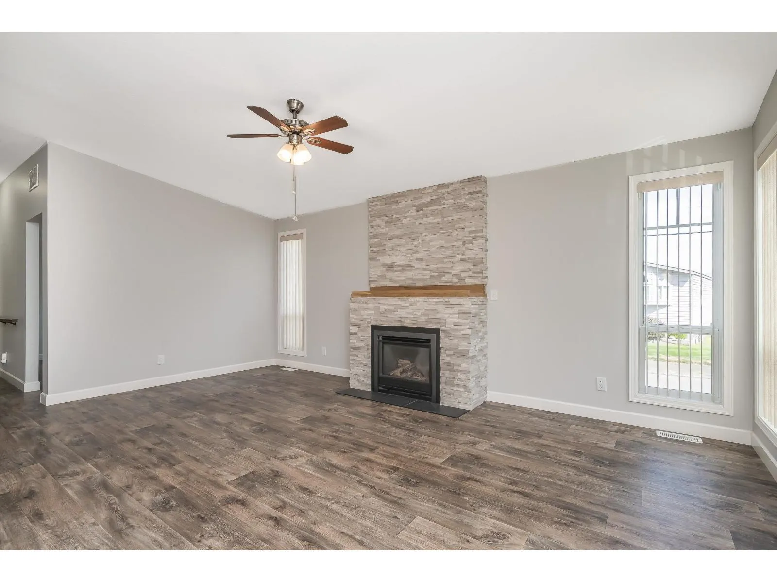 54 6338 VEDDER ROAD|Sardis South