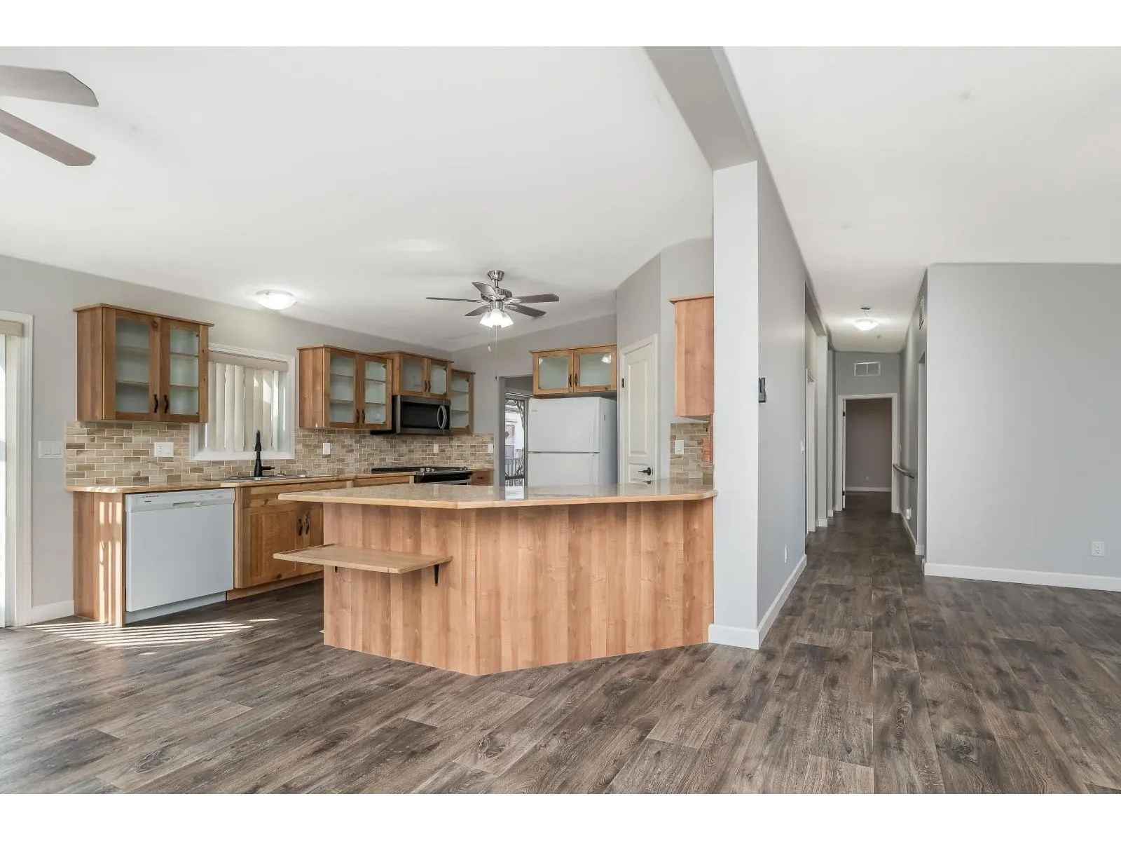 54 6338 VEDDER ROAD|Sardis South