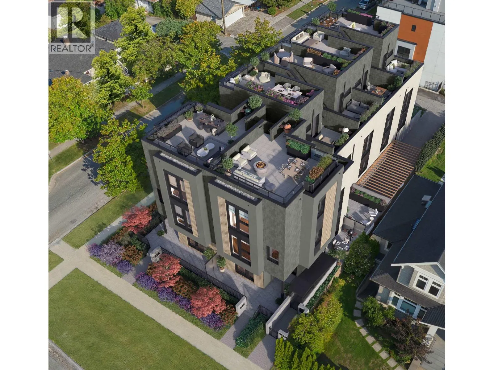 585 W 29TH AVENUE