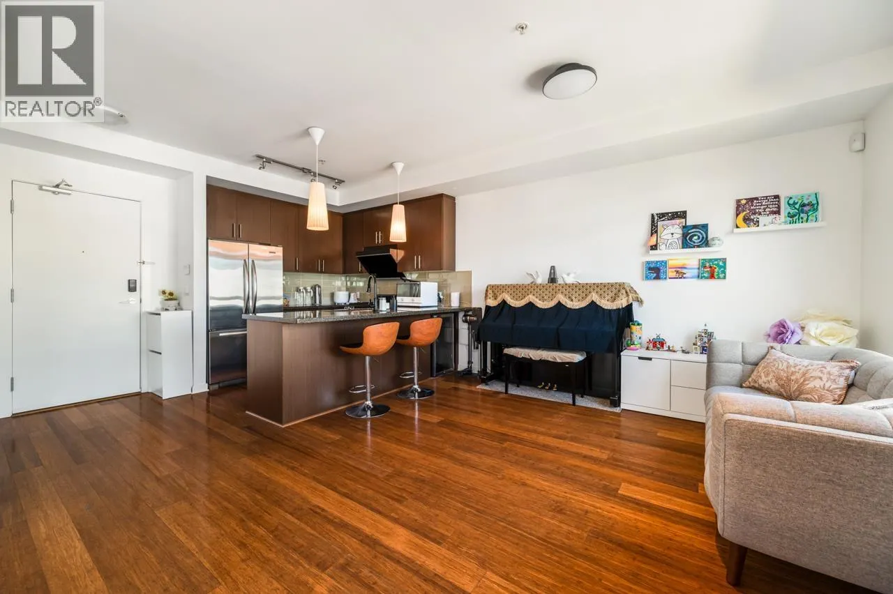 304 6077 LONDON ROAD
