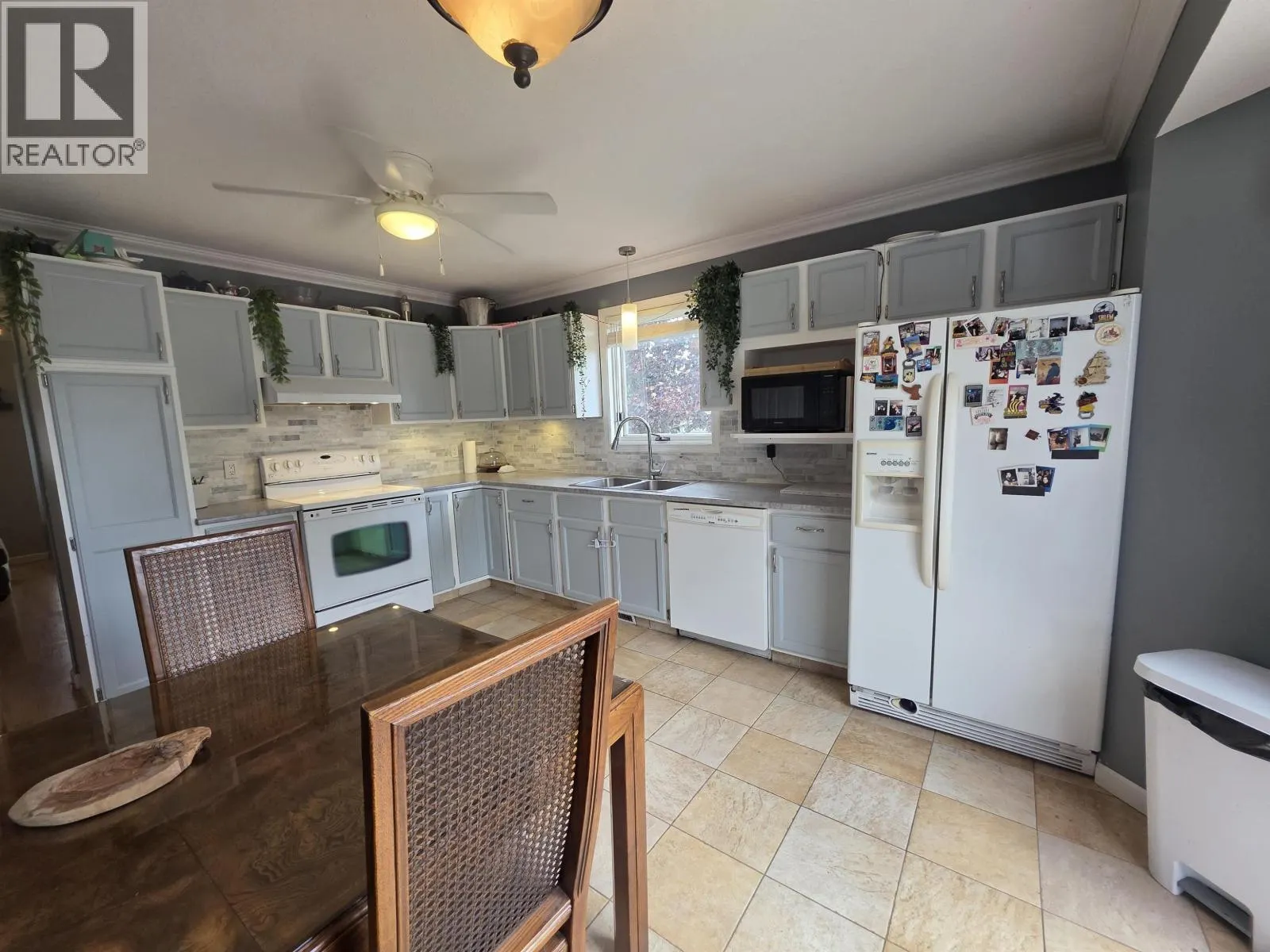 5301 MOUNTAIN VISTA DRIVE