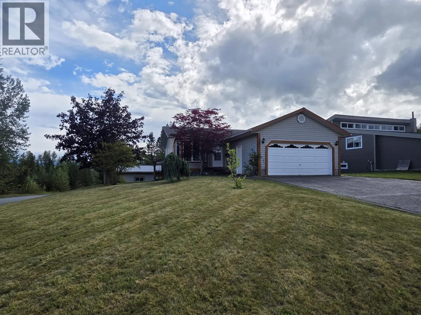 5301 MOUNTAIN VISTA DRIVE