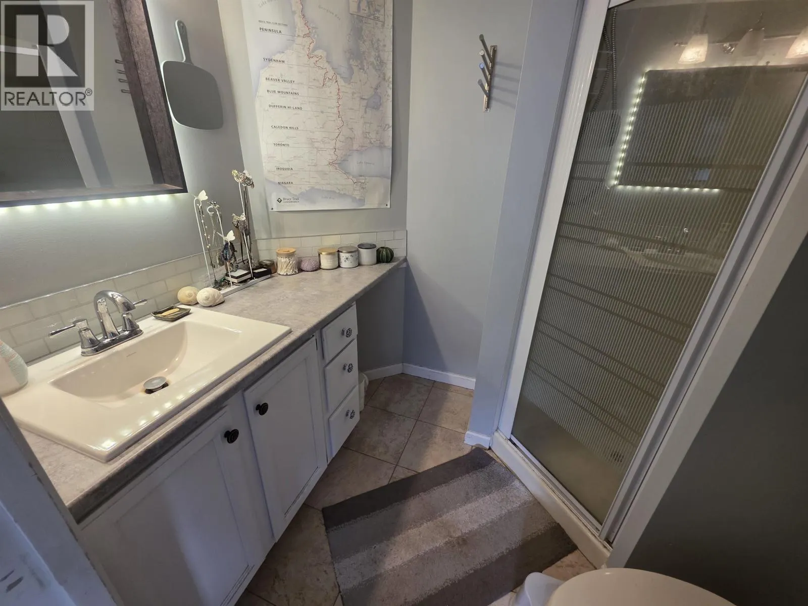 5301 MOUNTAIN VISTA DRIVE