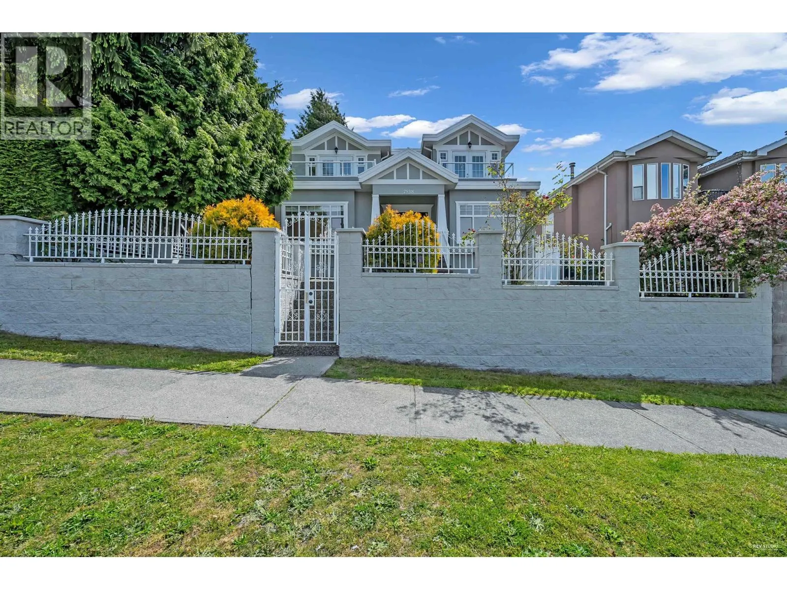 7938 VICTORIA DRIVE