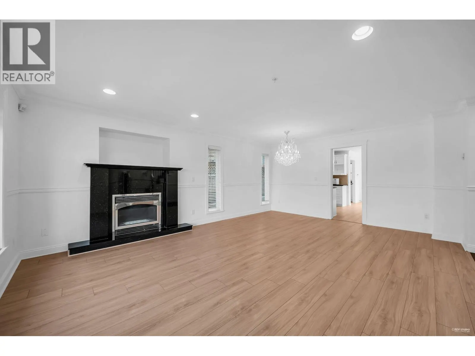 7938 VICTORIA DRIVE