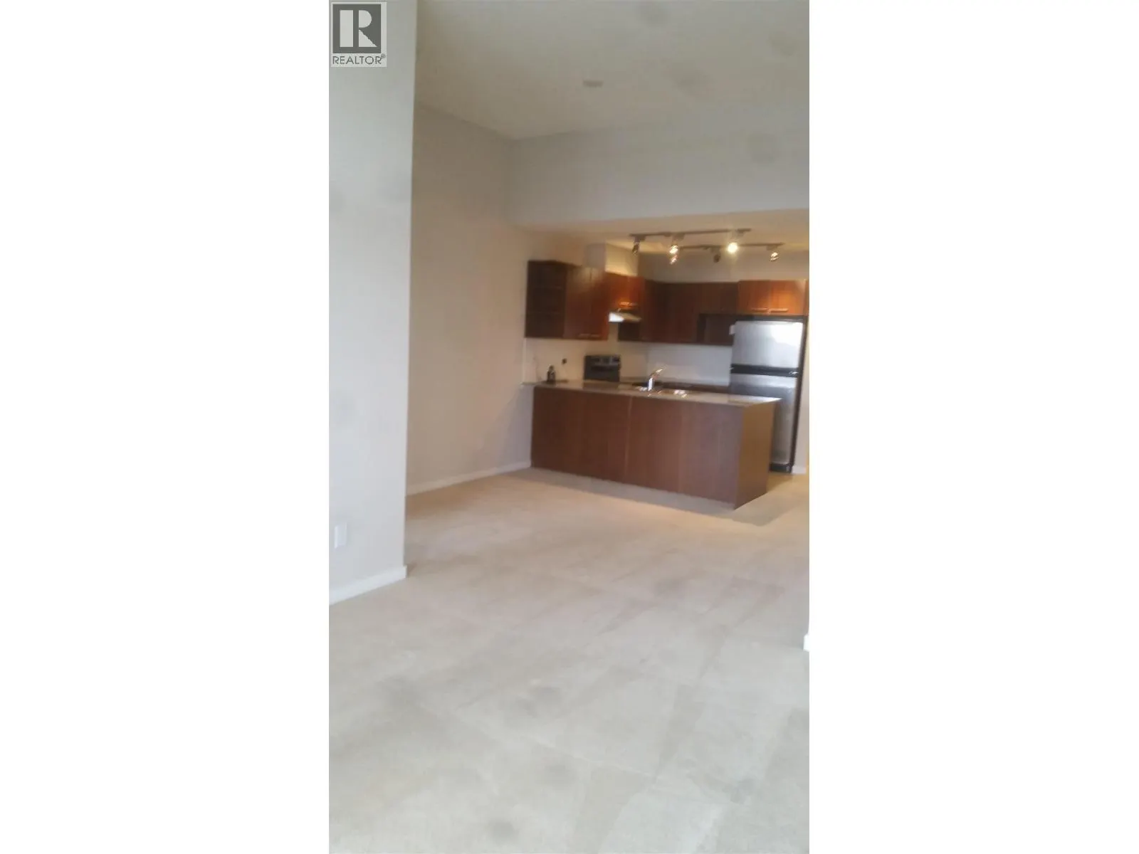 416 4768 BRENTWOOD DRIVE