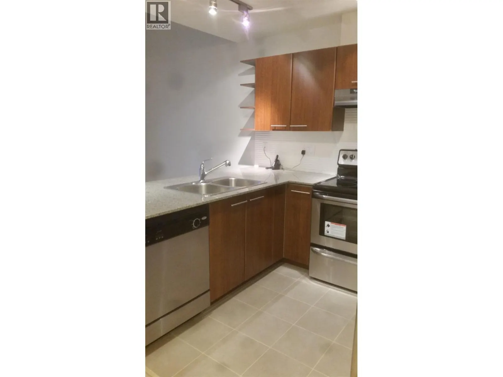416 4768 BRENTWOOD DRIVE