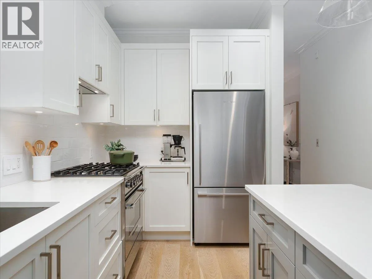 4448 W 8TH AVENUE