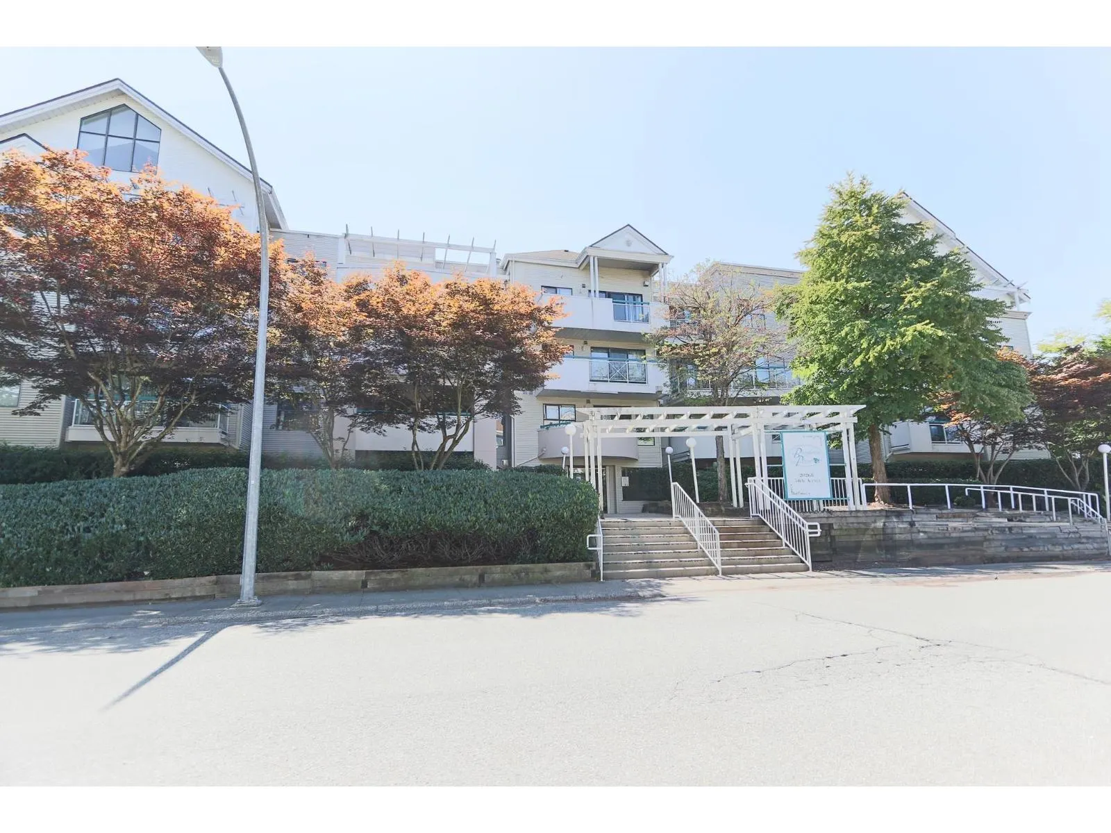 403 20268 54 AVENUE
