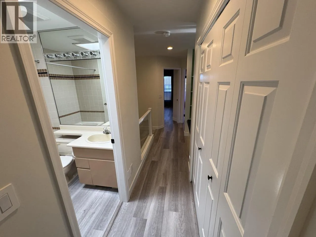 1207 CONFEDERATION DR