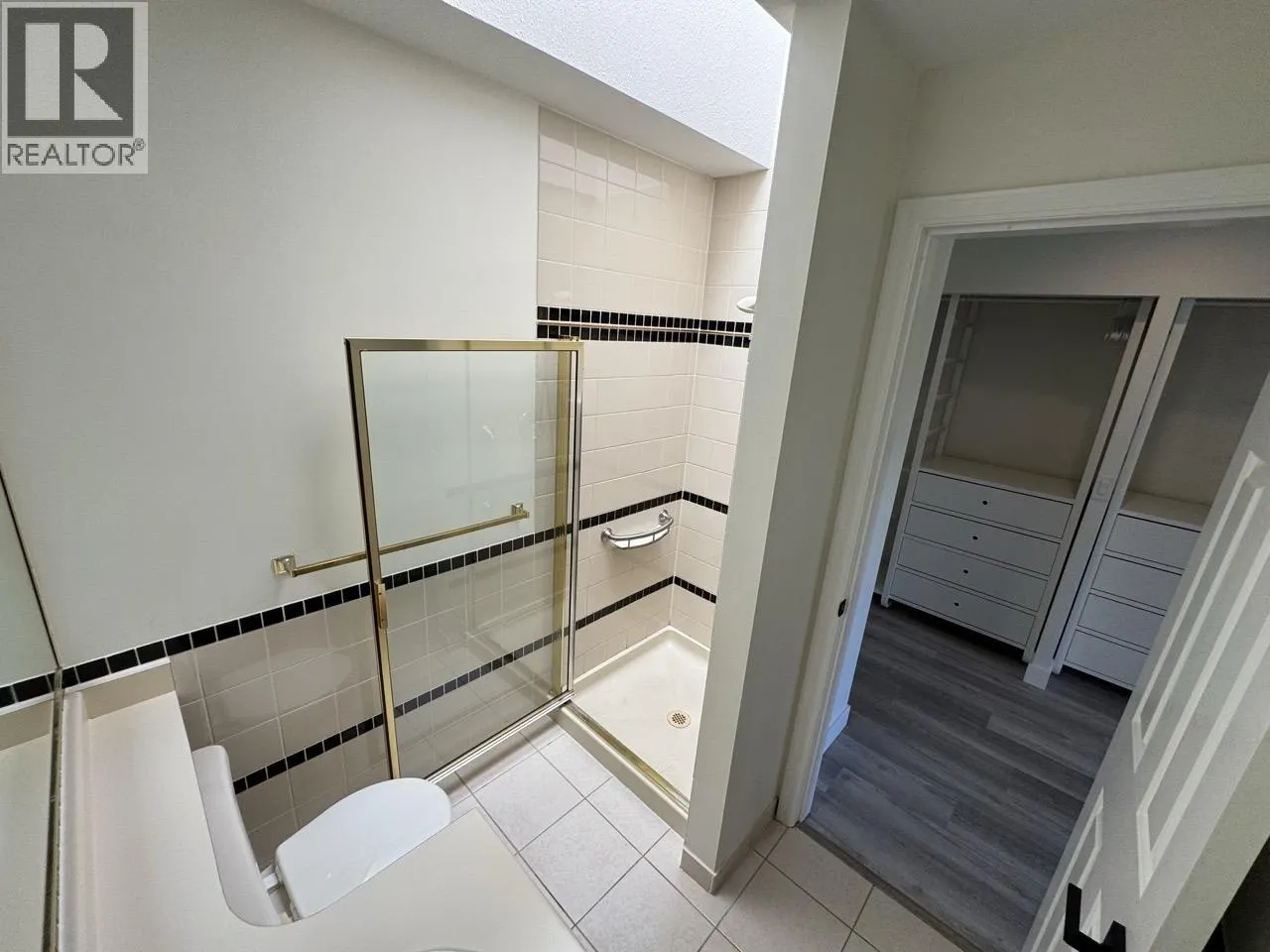 1207 CONFEDERATION DR