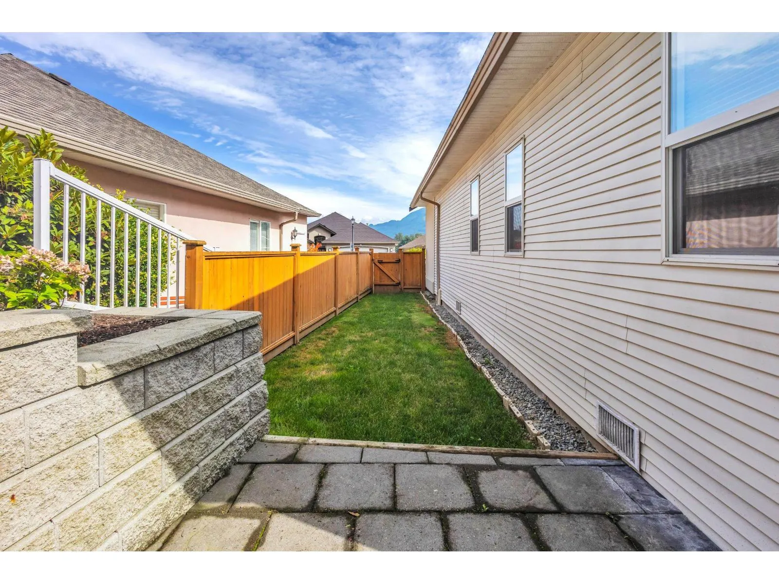 51 47470 CHARTWELL DRIVE|Little Mountain