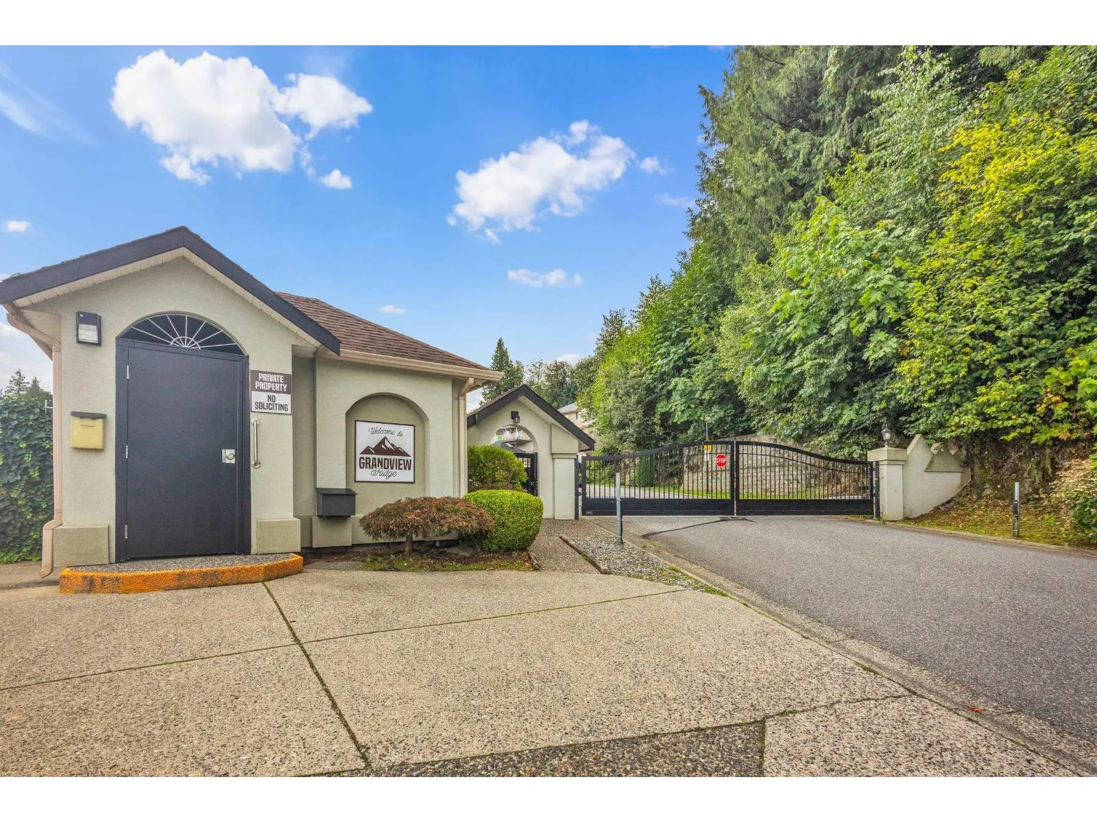 51 47470 CHARTWELL DRIVE|Little Mountain