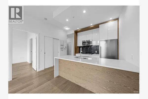 3xx 6733 CAMBIE STREET