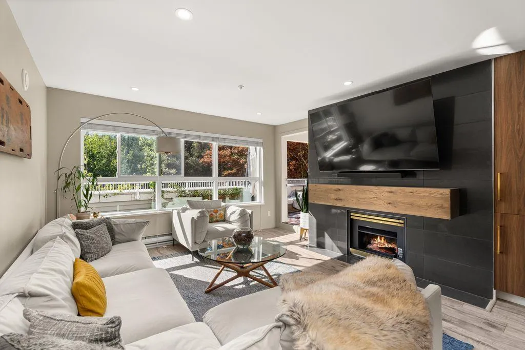 201 9688 148 STREET