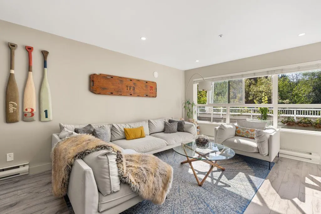 201 9688 148 STREET
