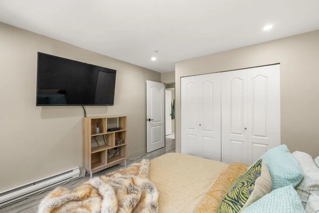 201 9688 148 STREET