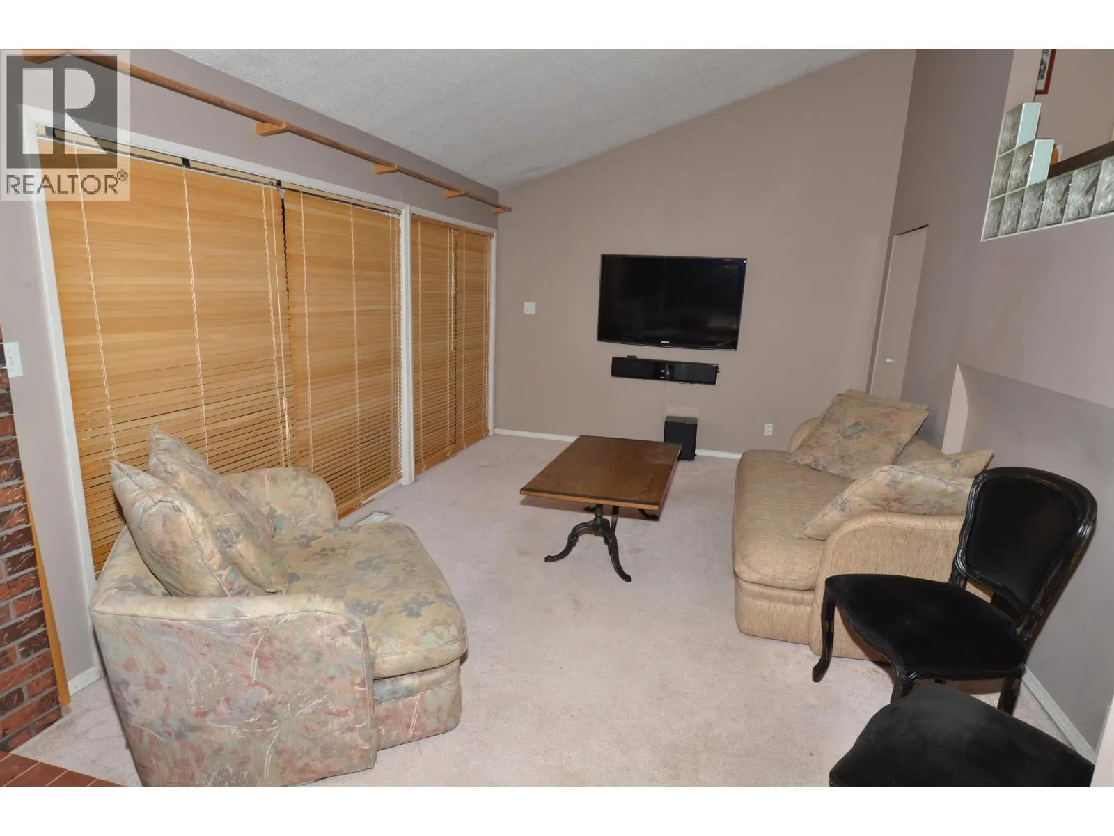23389 TAMARACK LANE