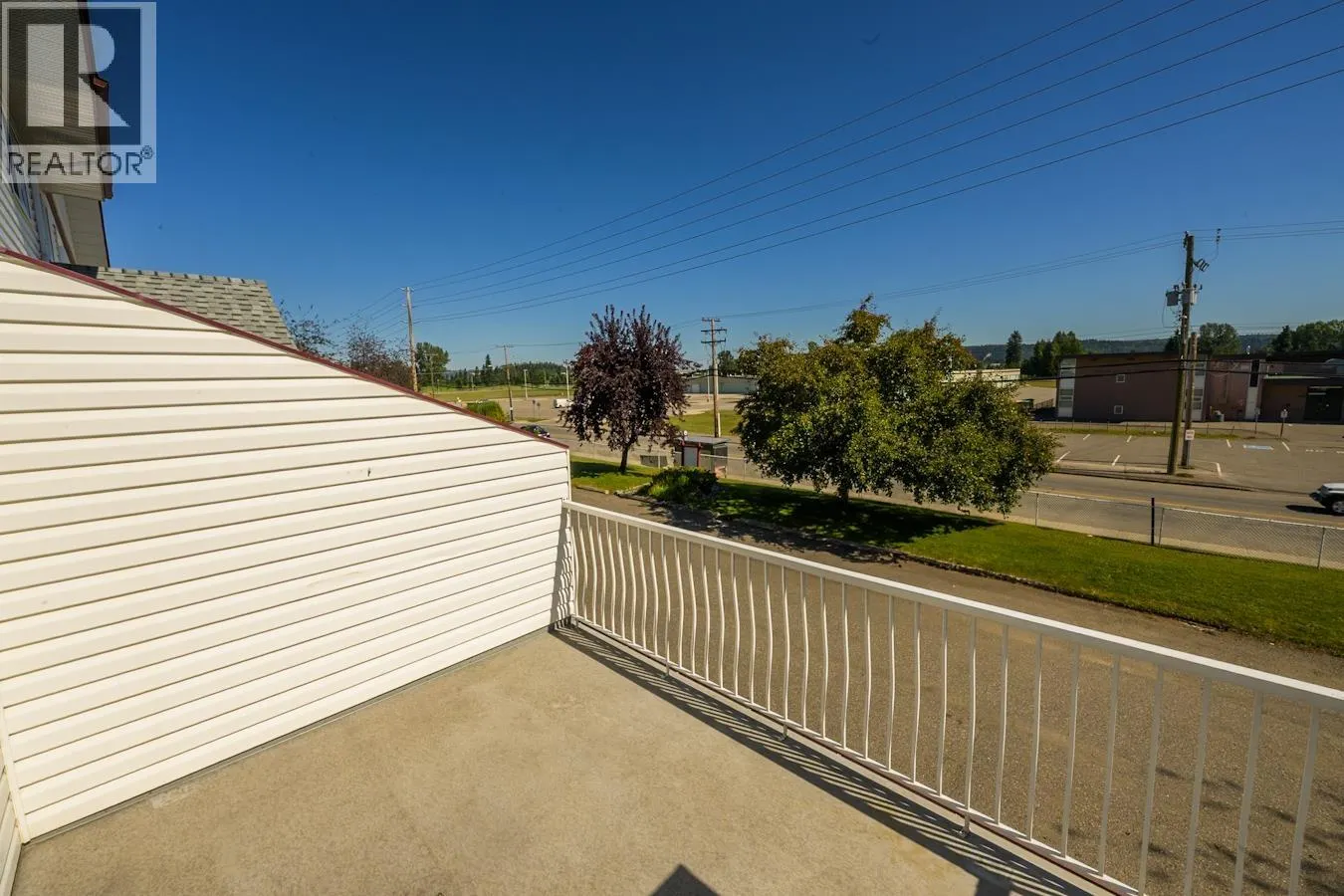 202 3363 WESTWOOD DRIVE