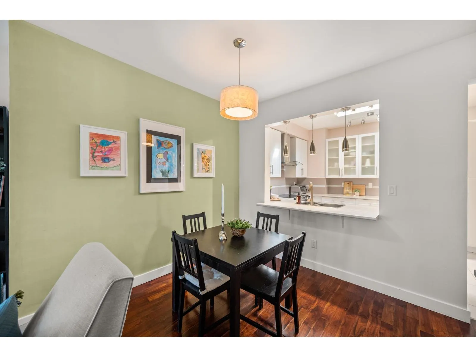 301 1533 BEST STREET