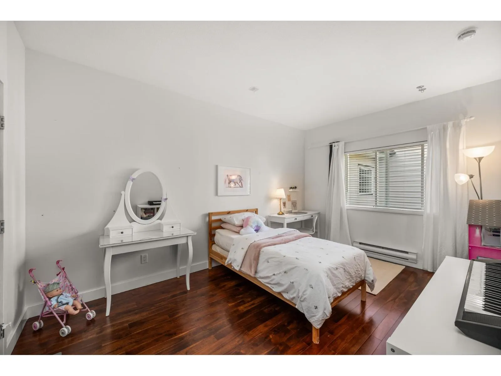 301 1533 BEST STREET
