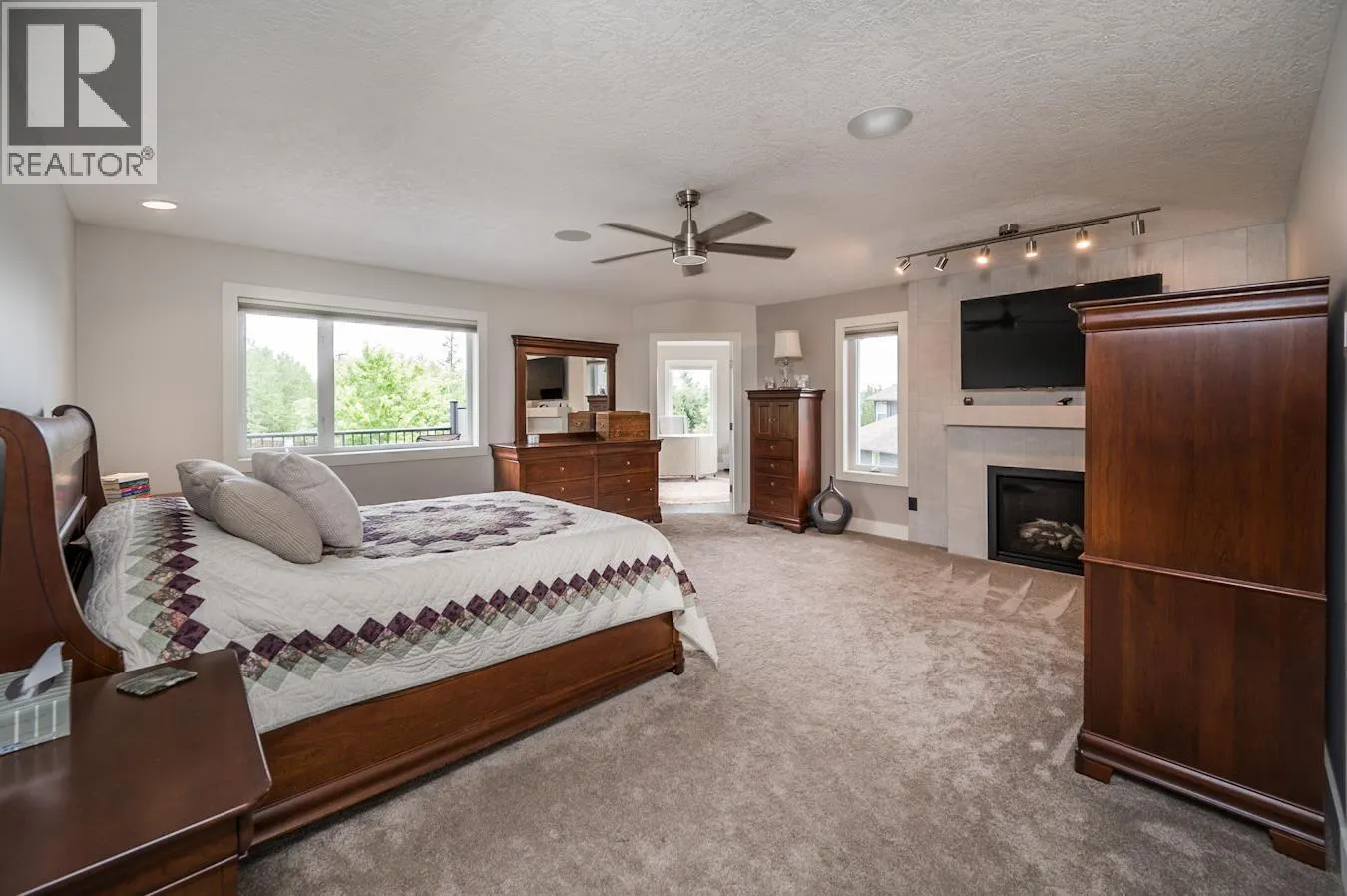 2500 MARLEAU DRIVE