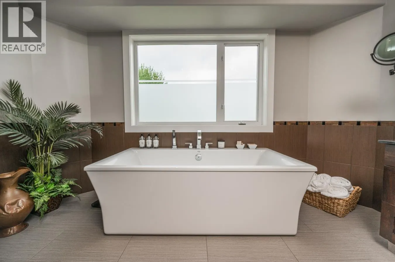 2500 MARLEAU DRIVE