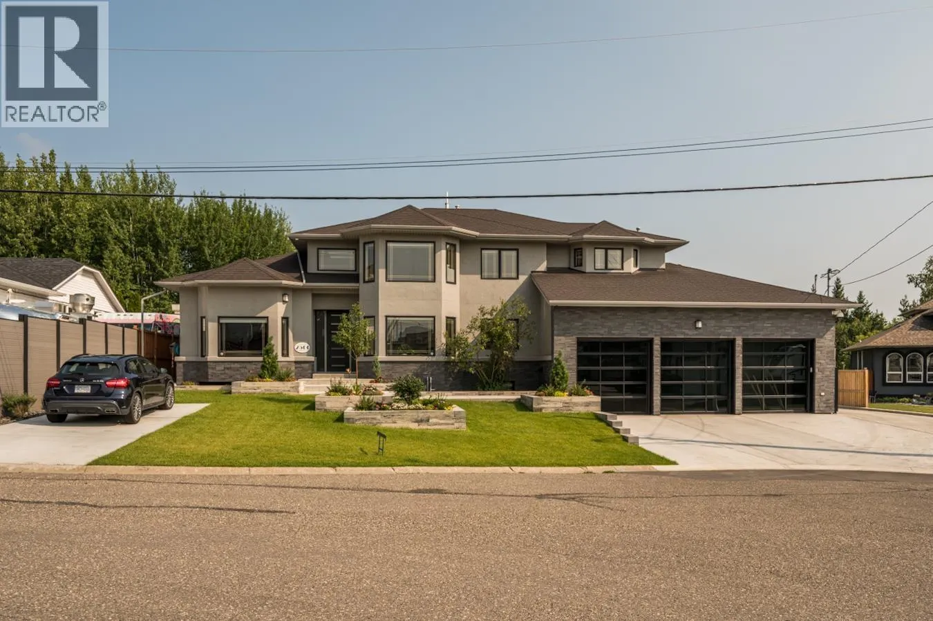 2500 MARLEAU DRIVE