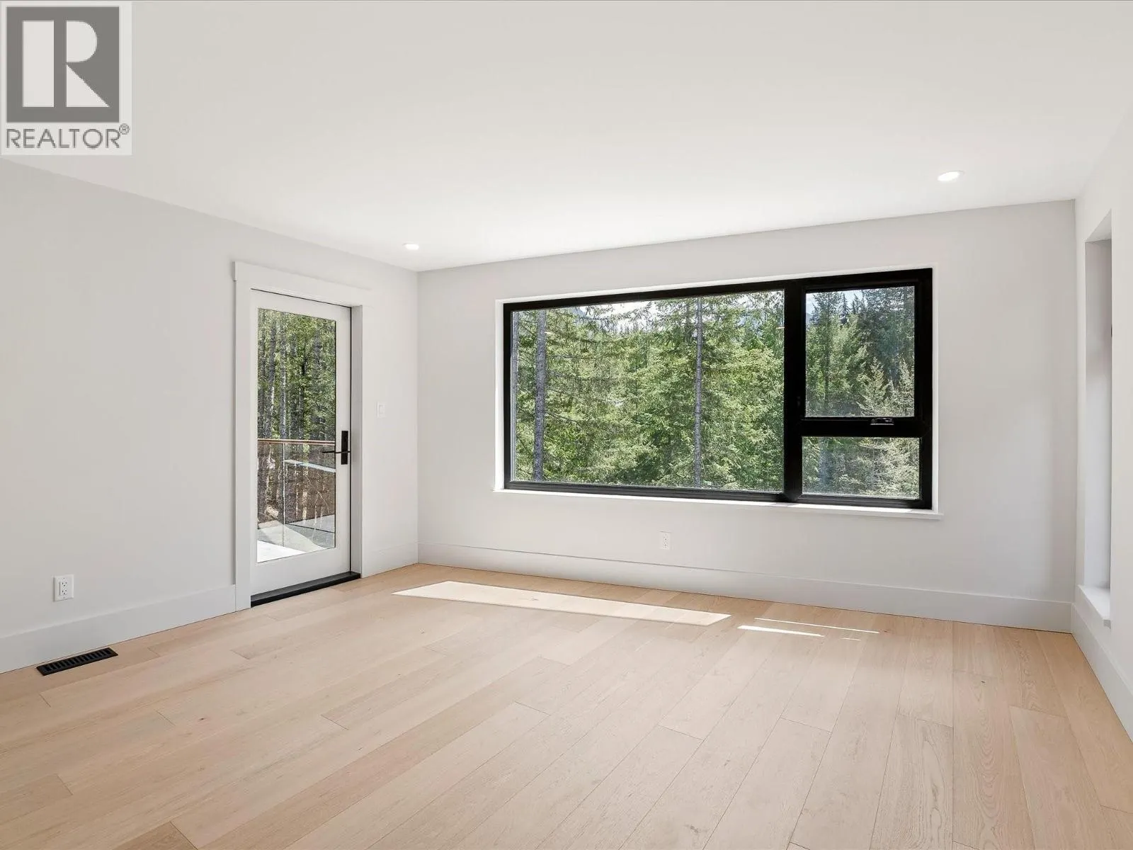 1710 RIVER RUN PLACE