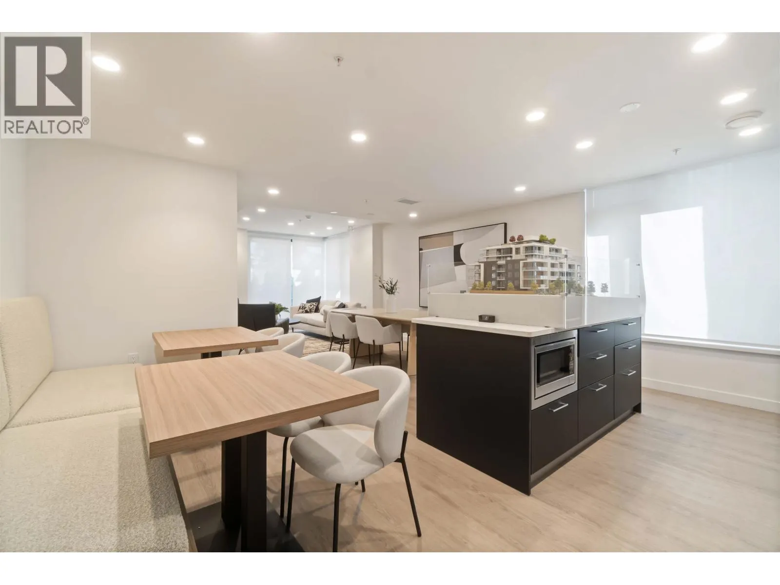 602 8398 OAK