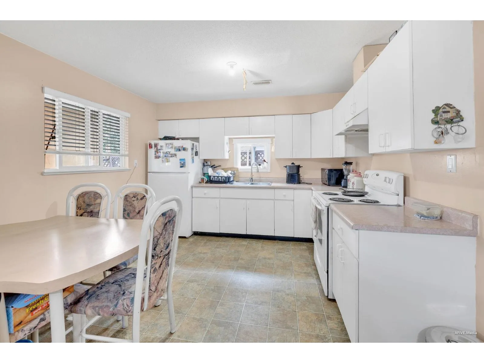 3528 GALIANO DRIVE