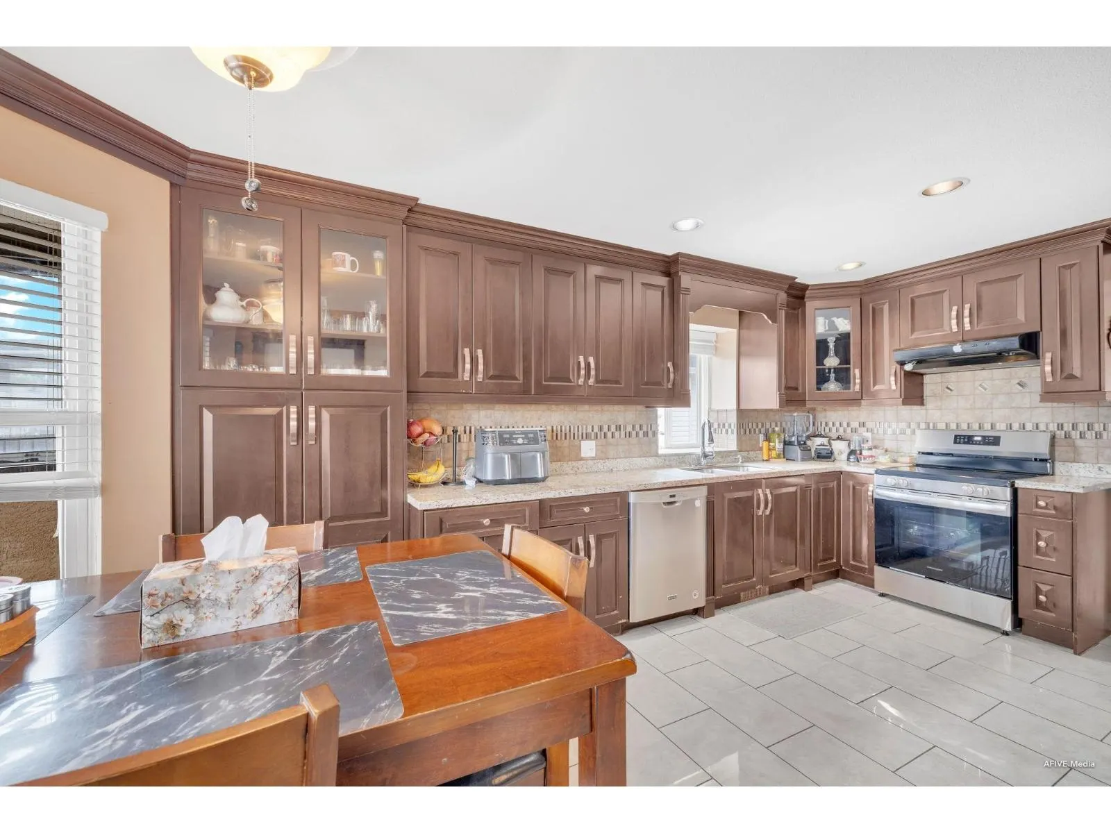 3528 GALIANO DRIVE