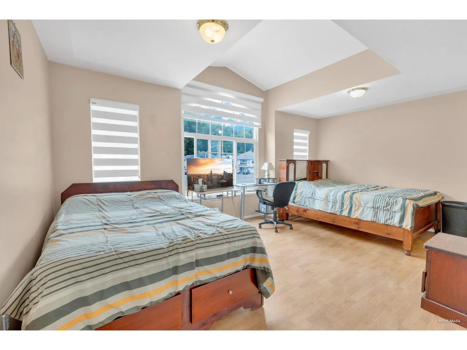 3528 GALIANO DRIVE