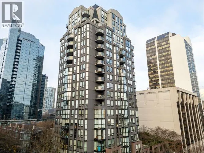 811 HELMCKEN STREET