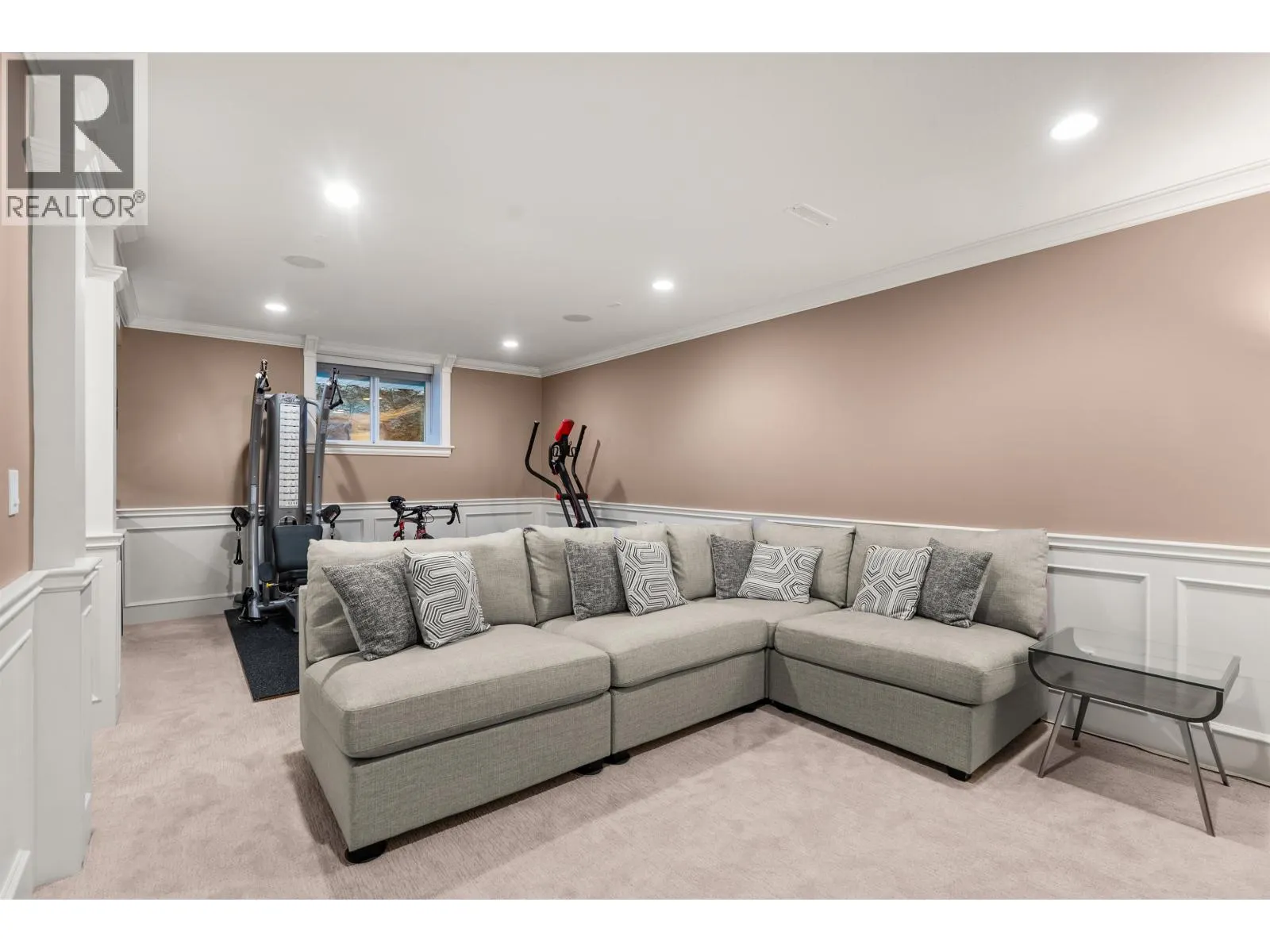 452 TEMPE CRESCENT