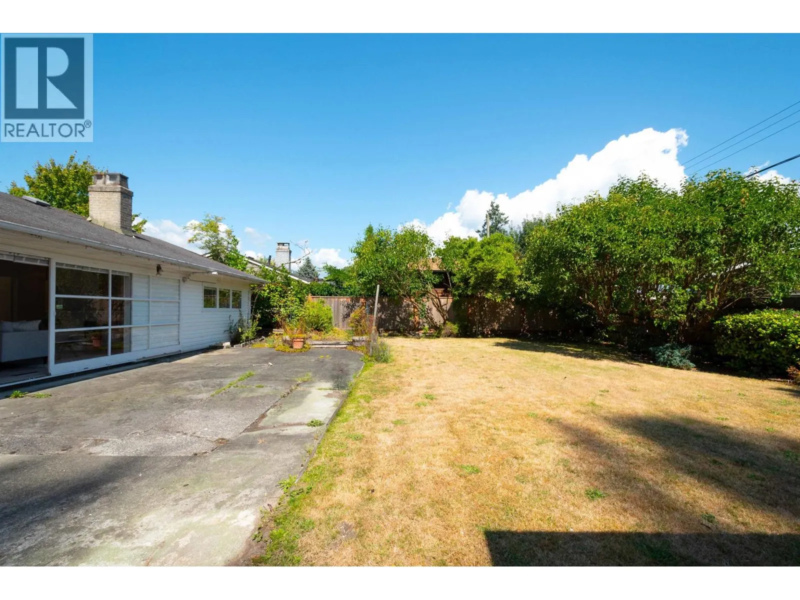 1150 SILVERWOOD CRESCENT