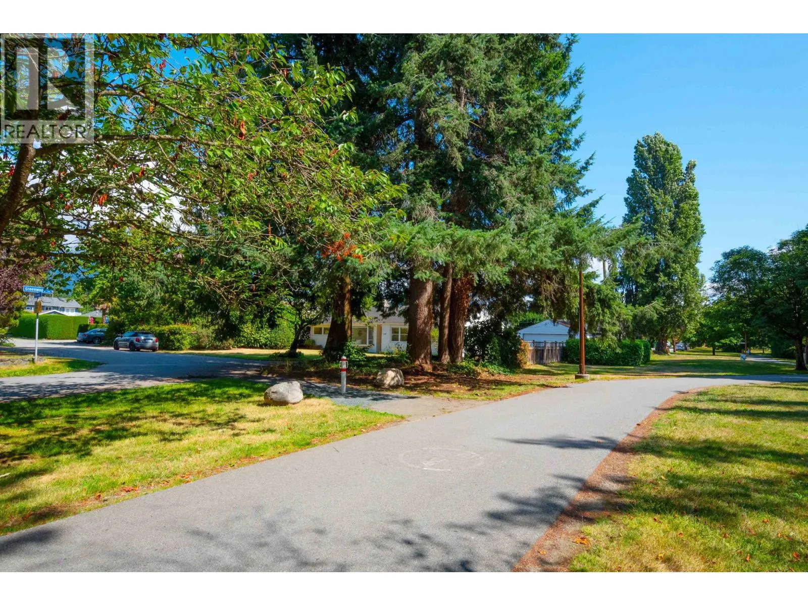 1150 SILVERWOOD CRESCENT