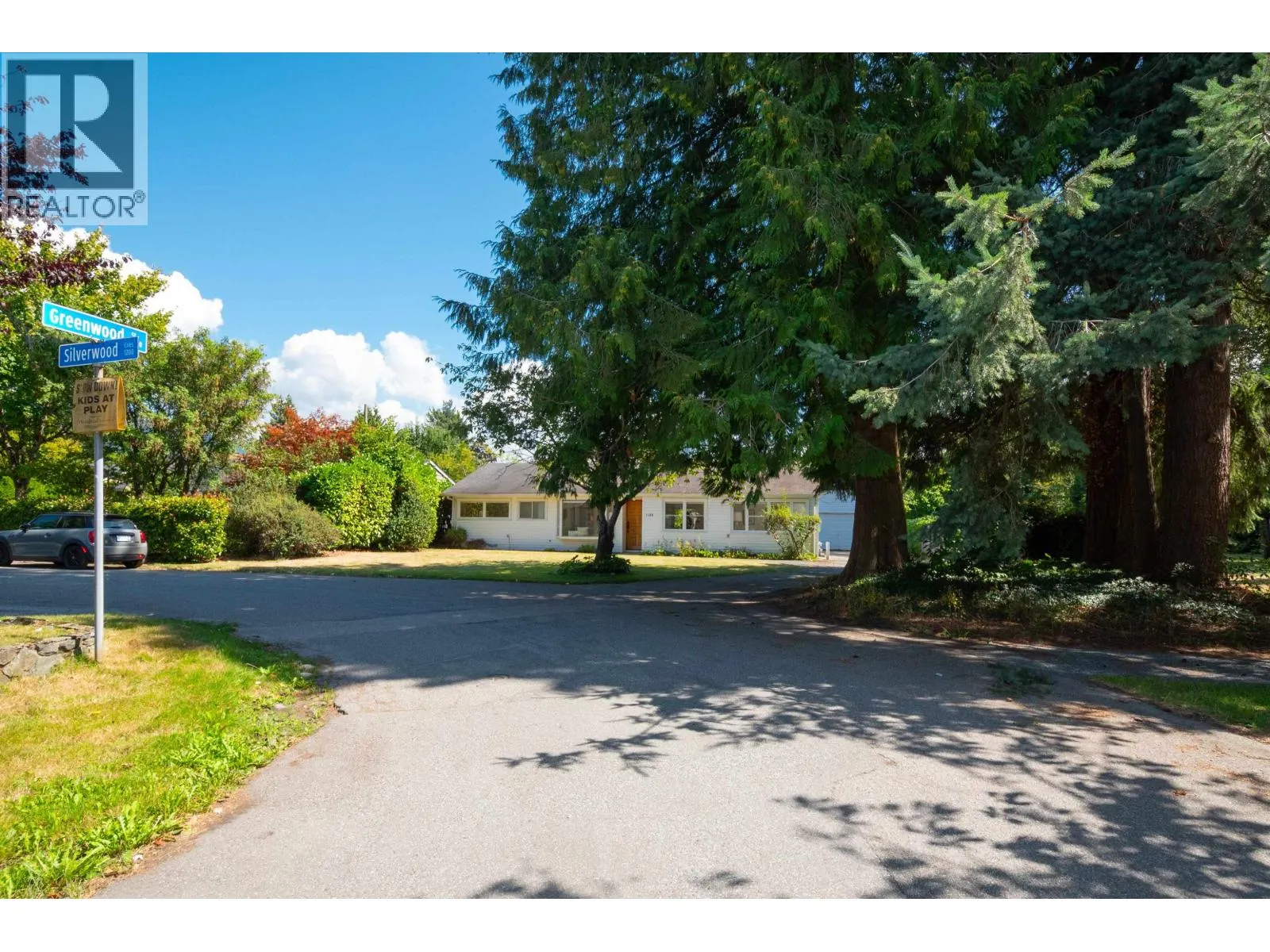 1150 SILVERWOOD CRESCENT
