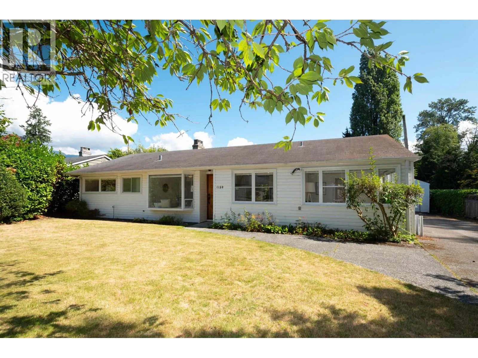 1150 SILVERWOOD CRESCENT