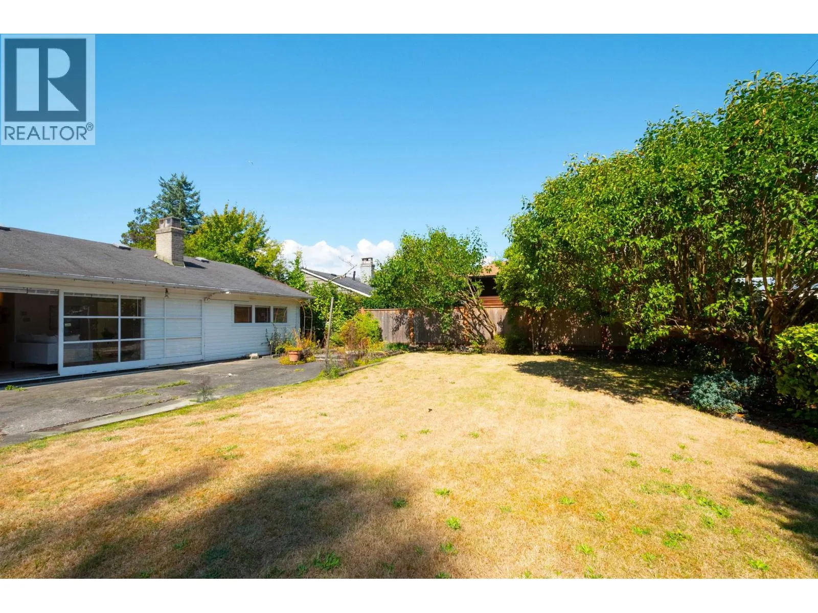 1150 SILVERWOOD CRESCENT