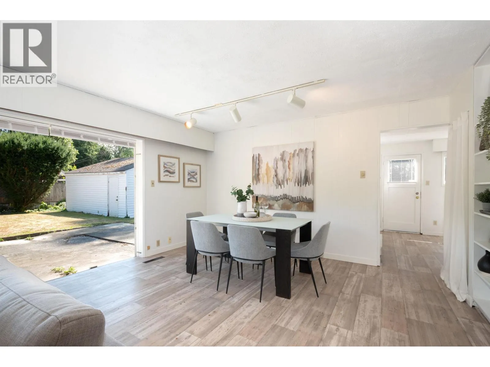 1150 SILVERWOOD CRESCENT