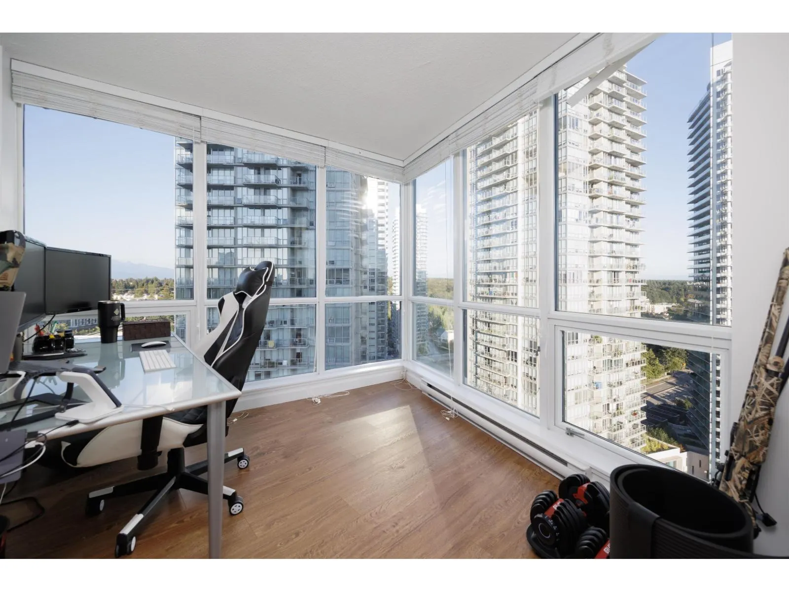 2207 13618 100 AVENUE