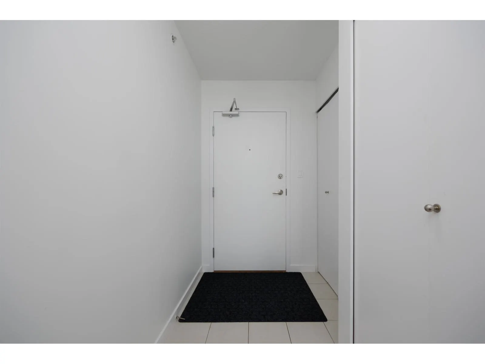 2207 13618 100 AVENUE