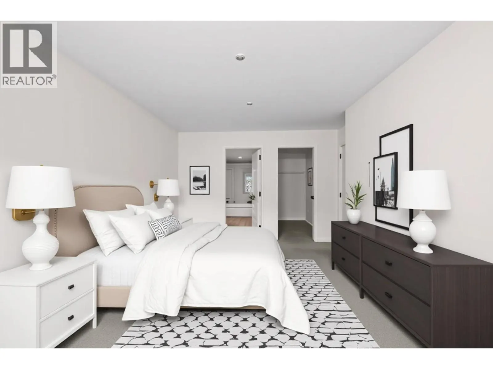 114 3400 SE MARINE DRIVE