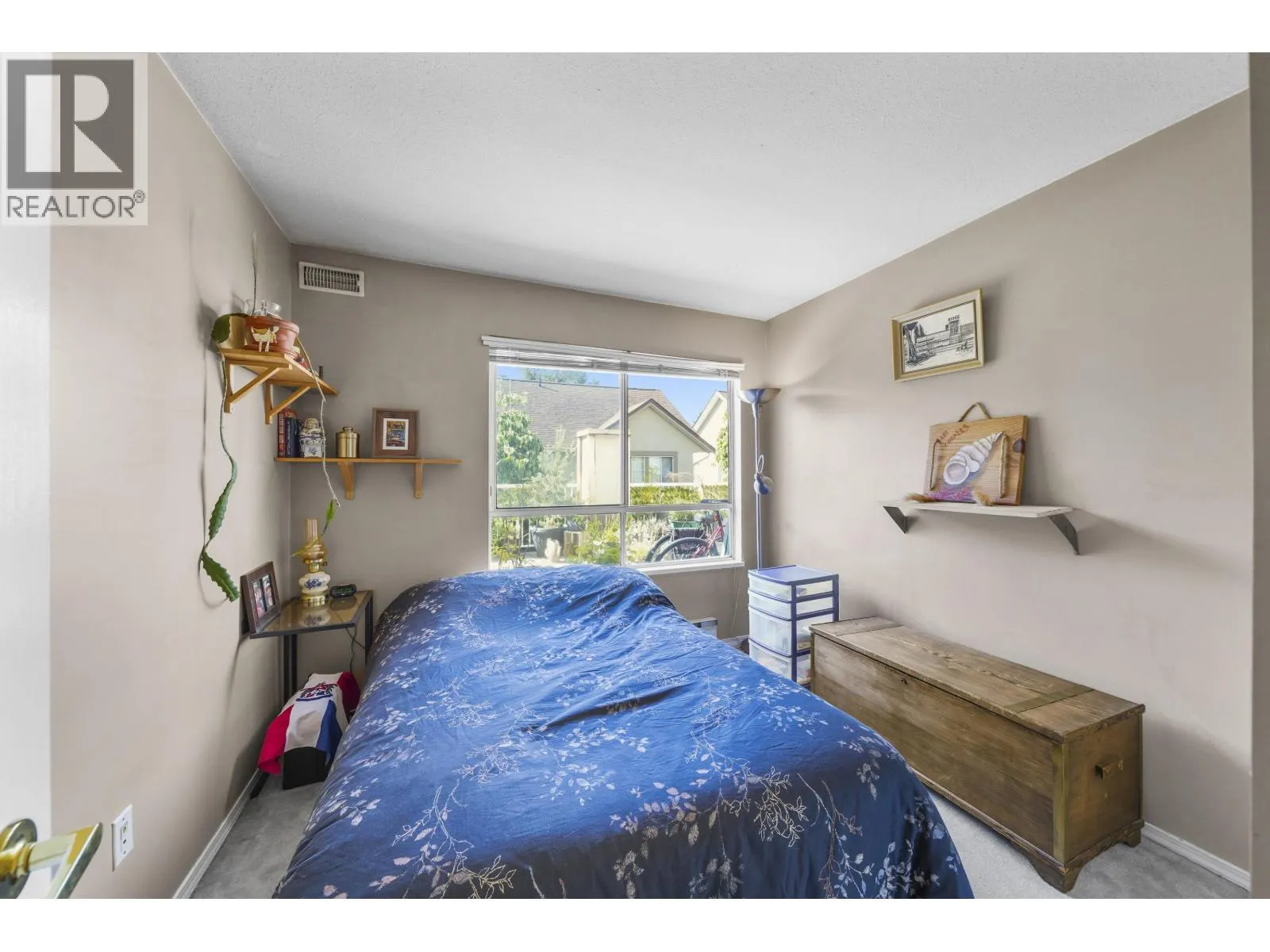 114 3400 SE MARINE DRIVE
