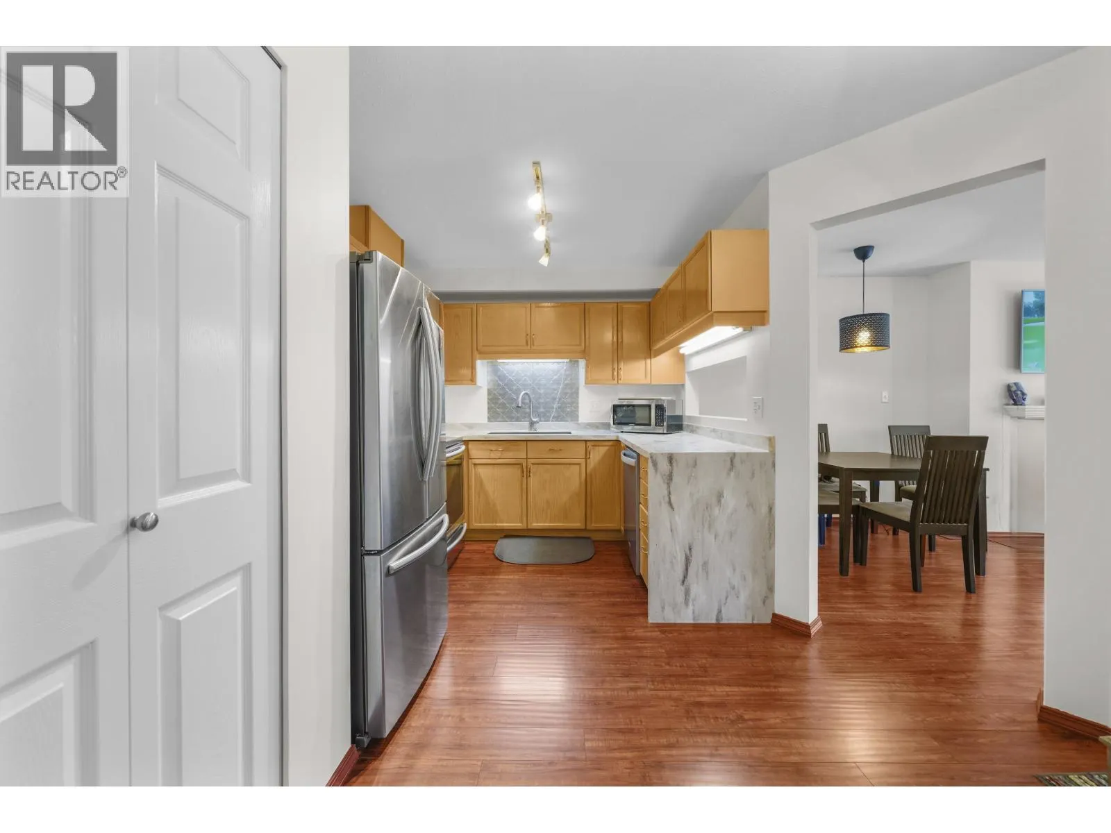 114 3400 SE MARINE DRIVE