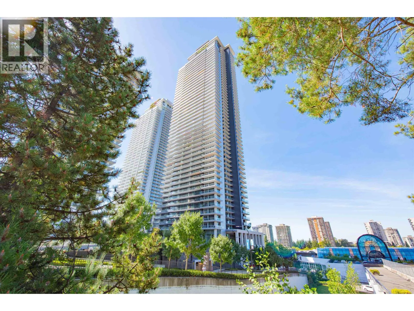 3704 3809 EVERGREEN PLACE