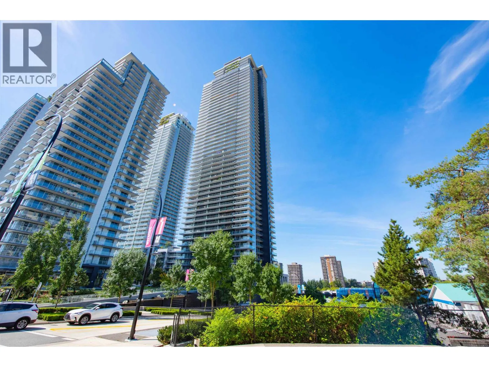 3704 3809 EVERGREEN PLACE